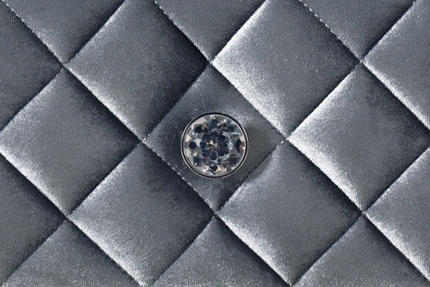 Cameo Chest