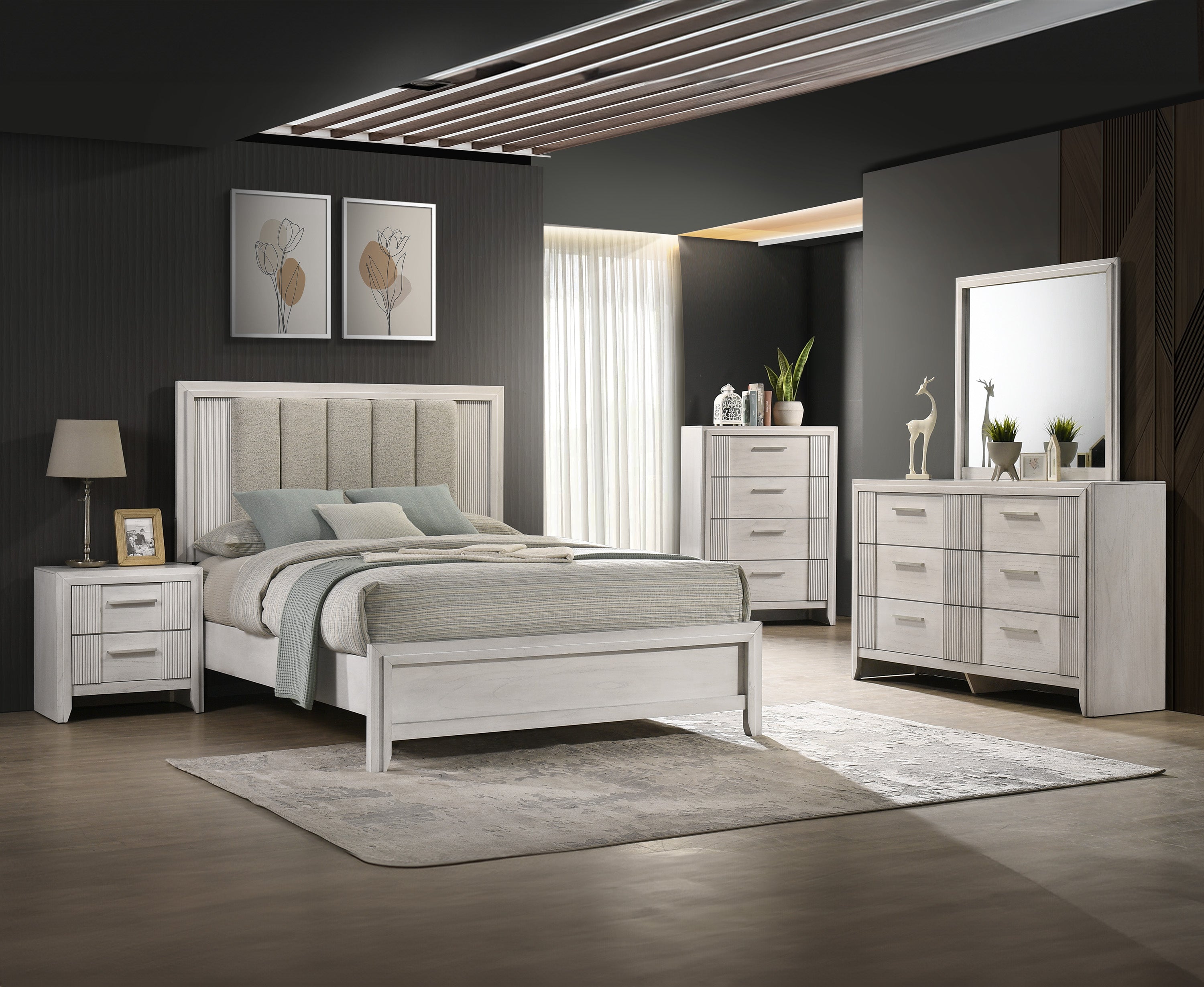 Carlton Bed White Mist