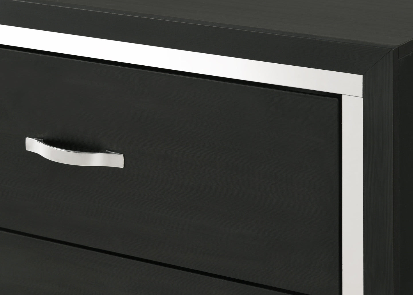 Gennro Dresser