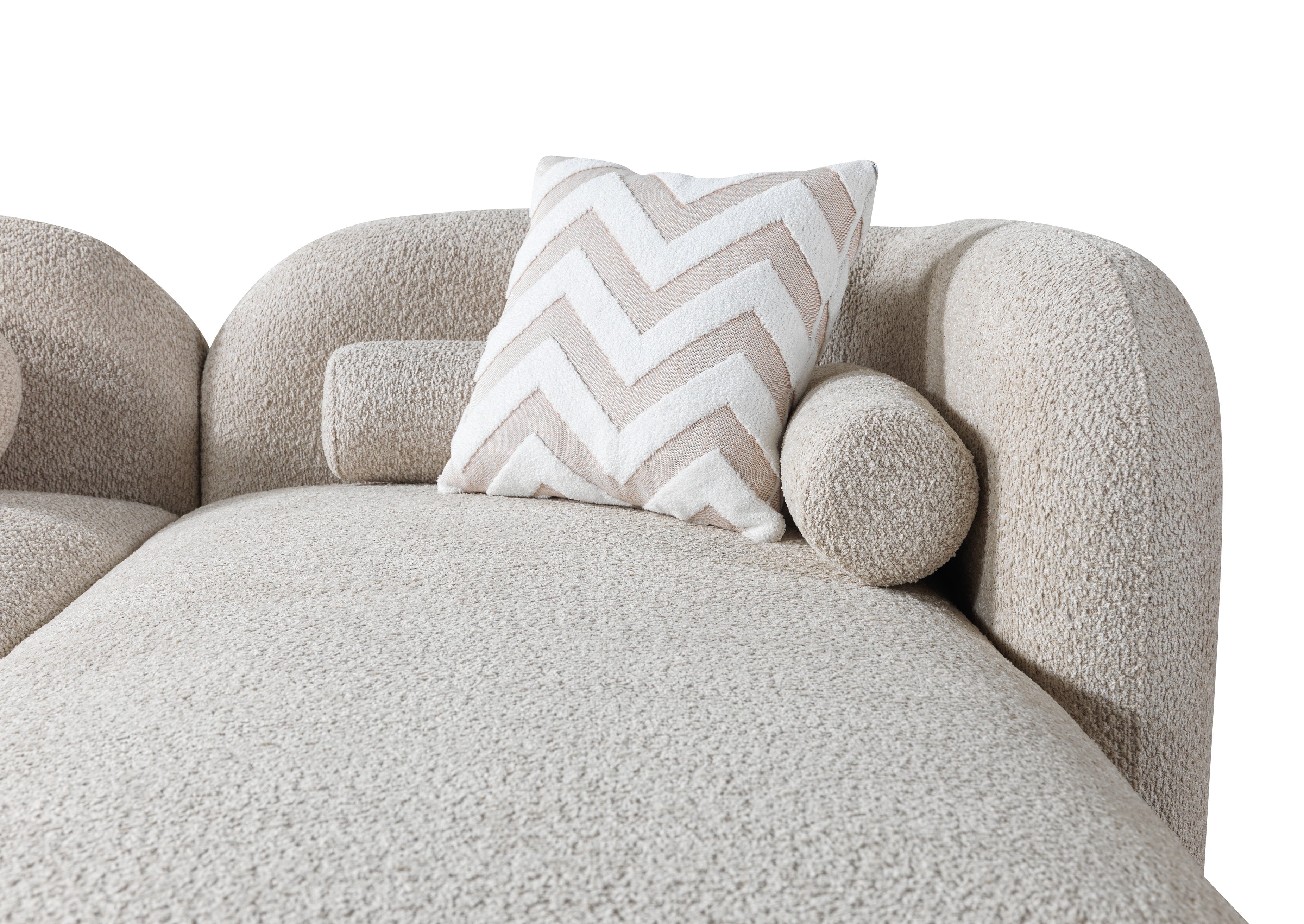 Liva Sand Boucle RAF 110" Sectional