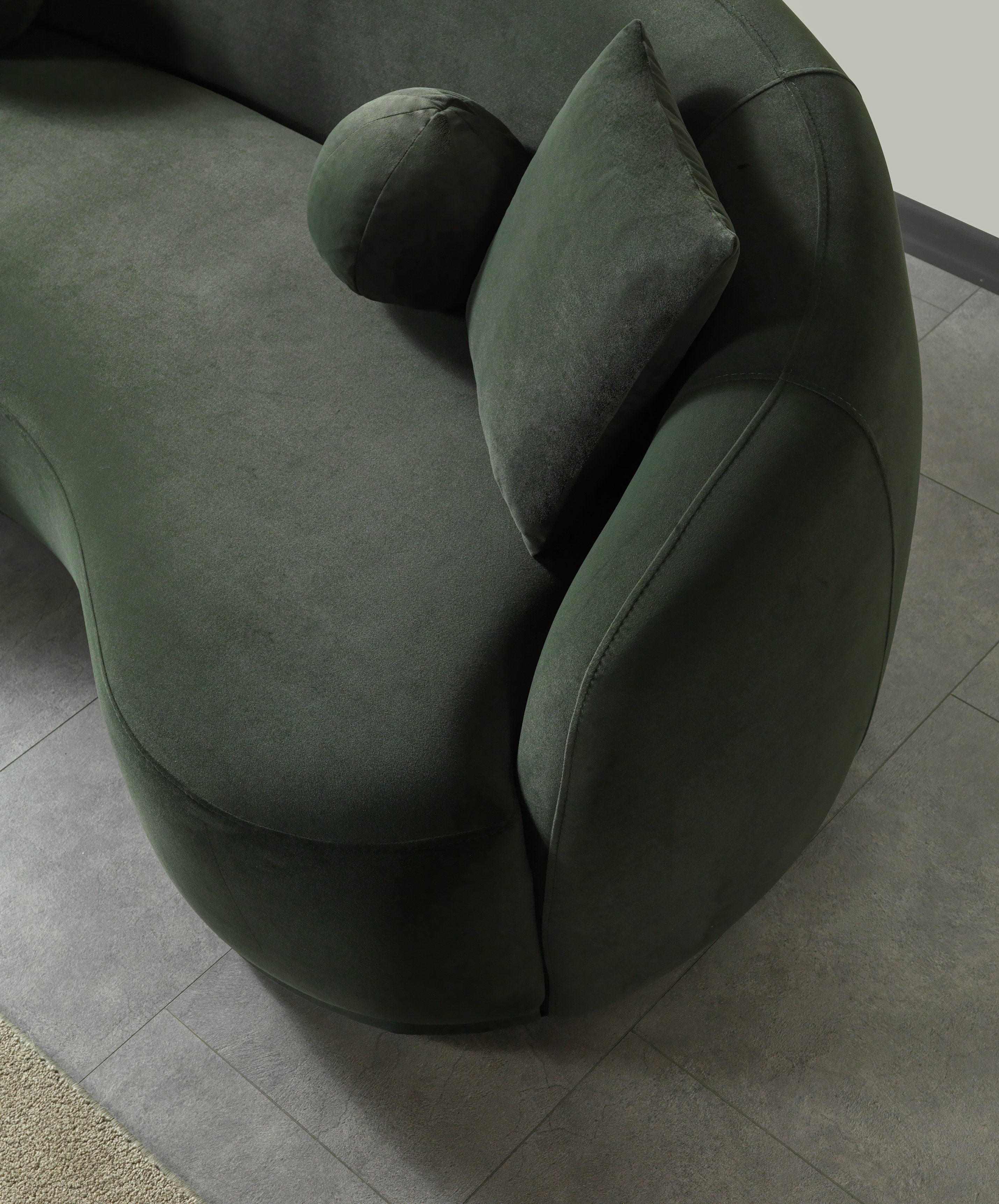 Bonita Green Velvet Loveseat 81"