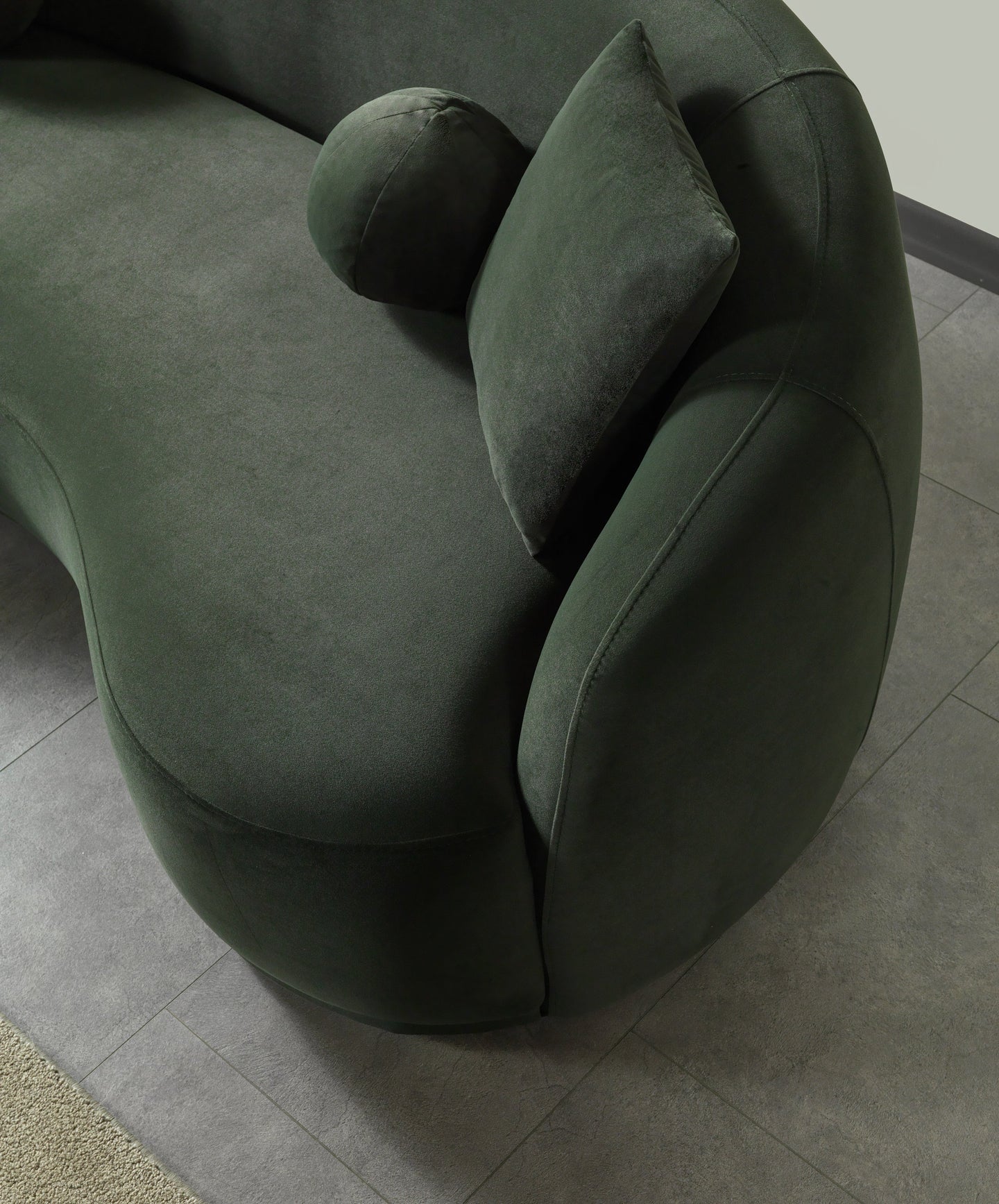 Bonita Green Velvet Loveseat 81"