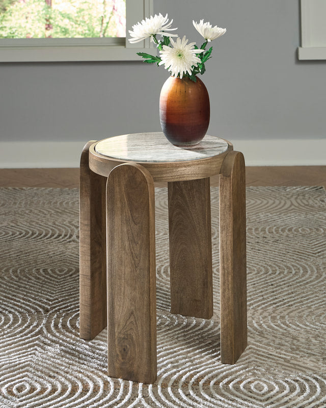 Ashley A4000722 - Accent Table