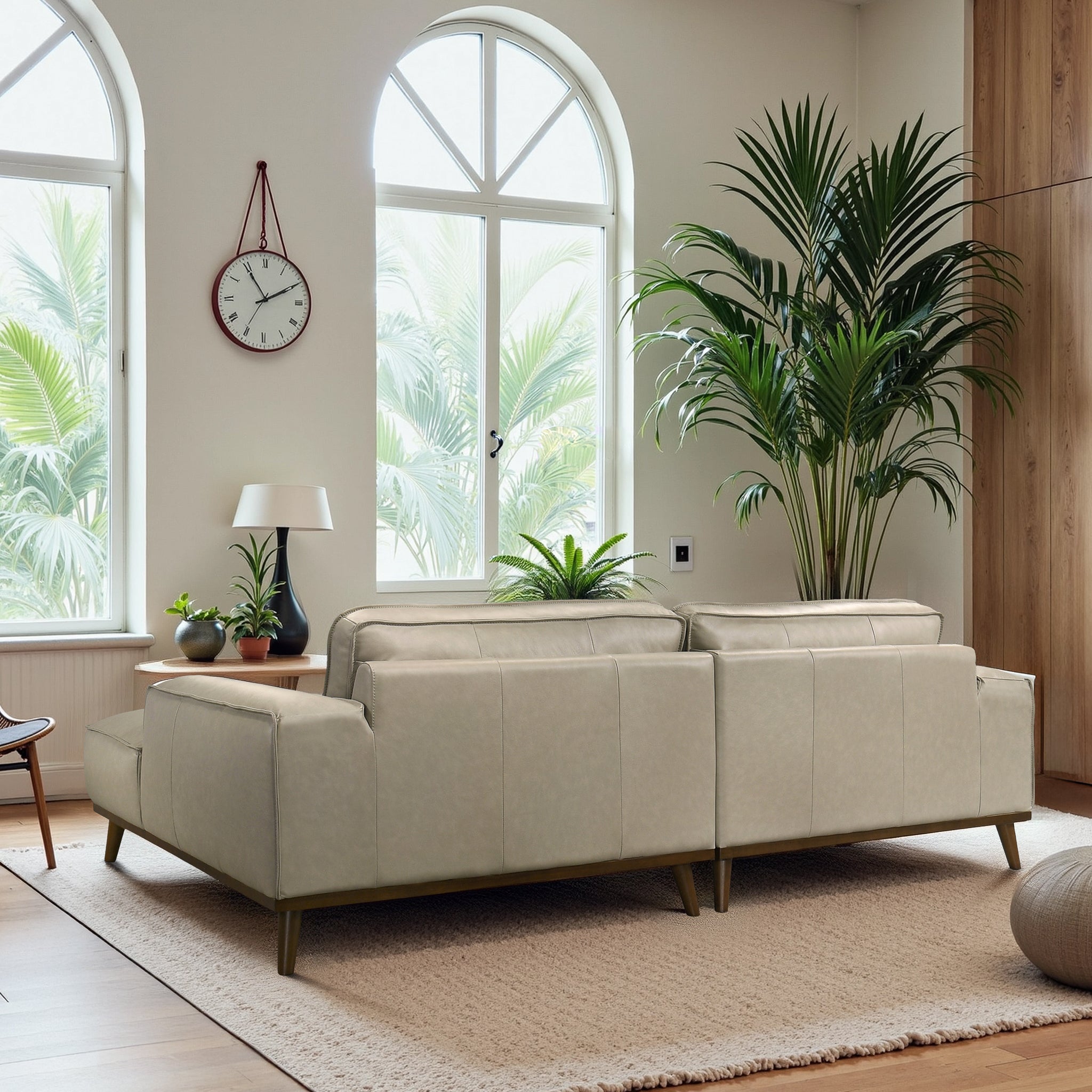 Kerrville Premium Leather Sectional with Chaise - Ashcroft Furniture