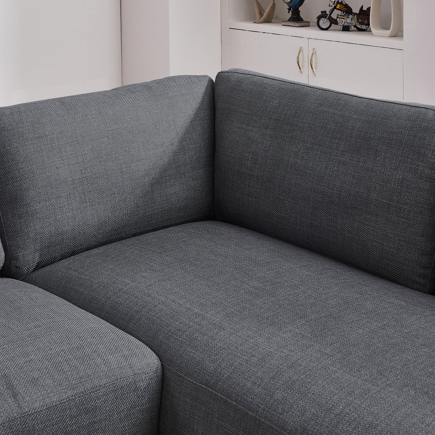 Glander Grey Fabric Right-Facing Sectional Sofa