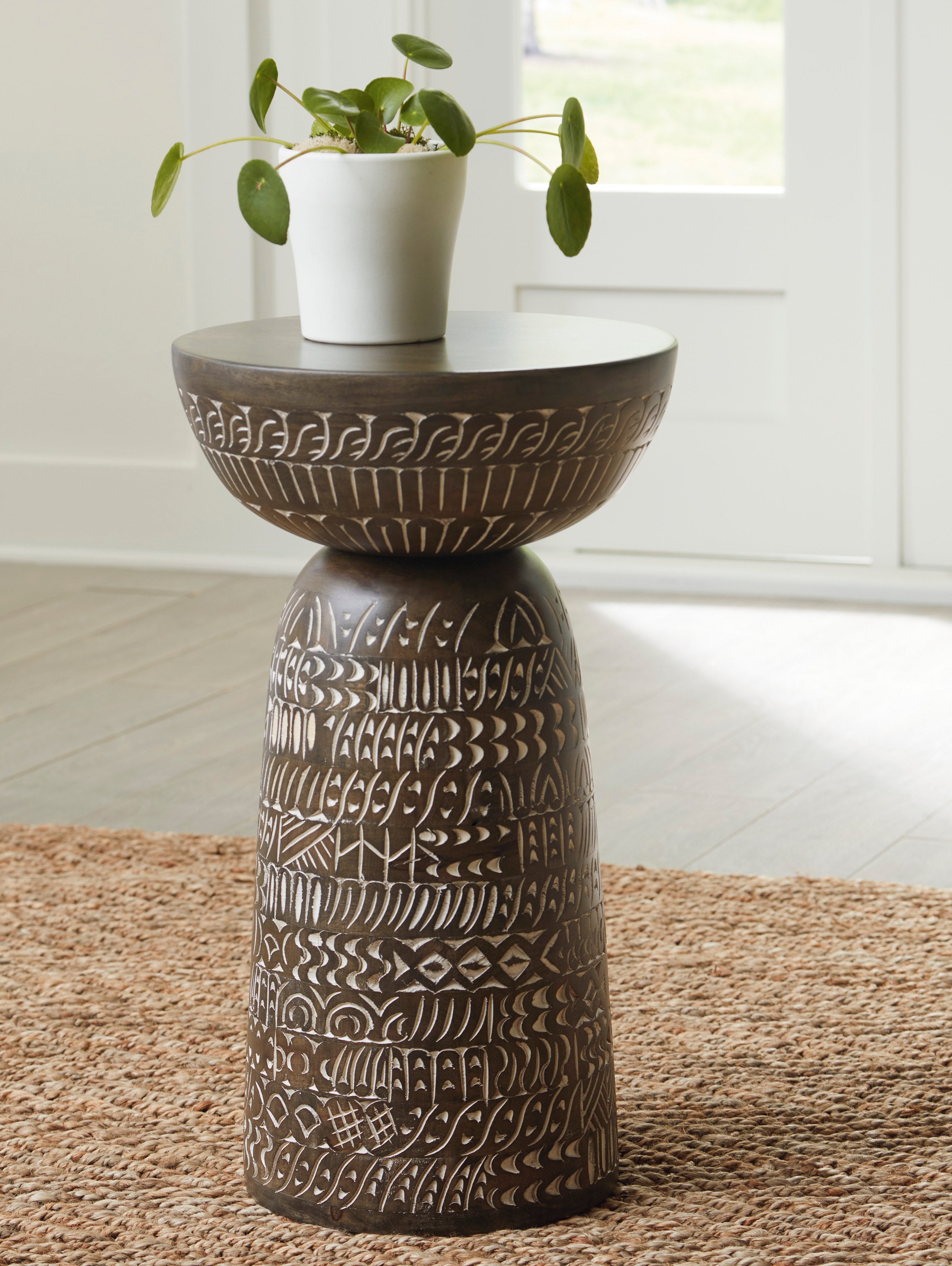 Ashley A4000622 Accent Table