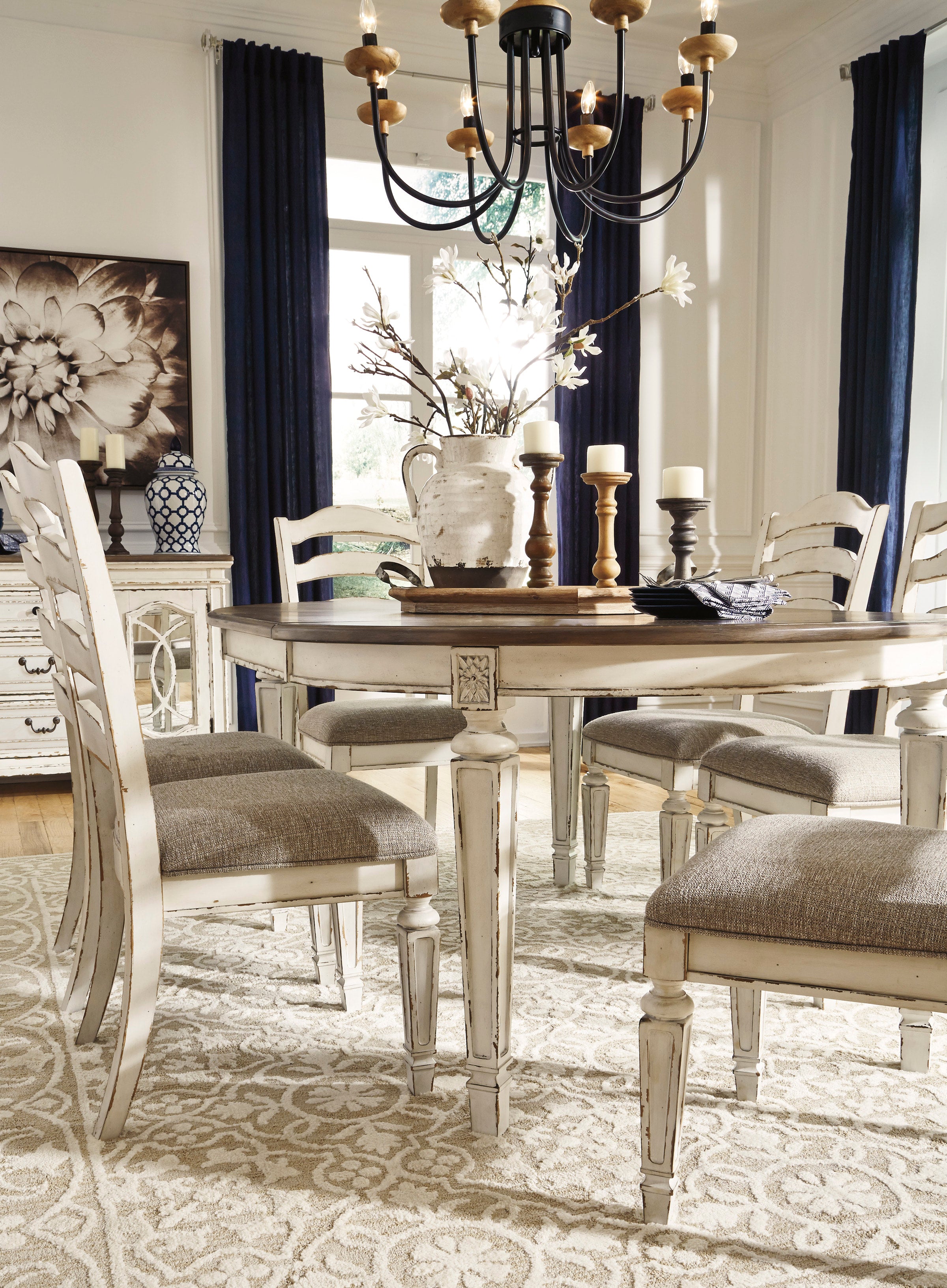 D743 - 7pc Dining Set