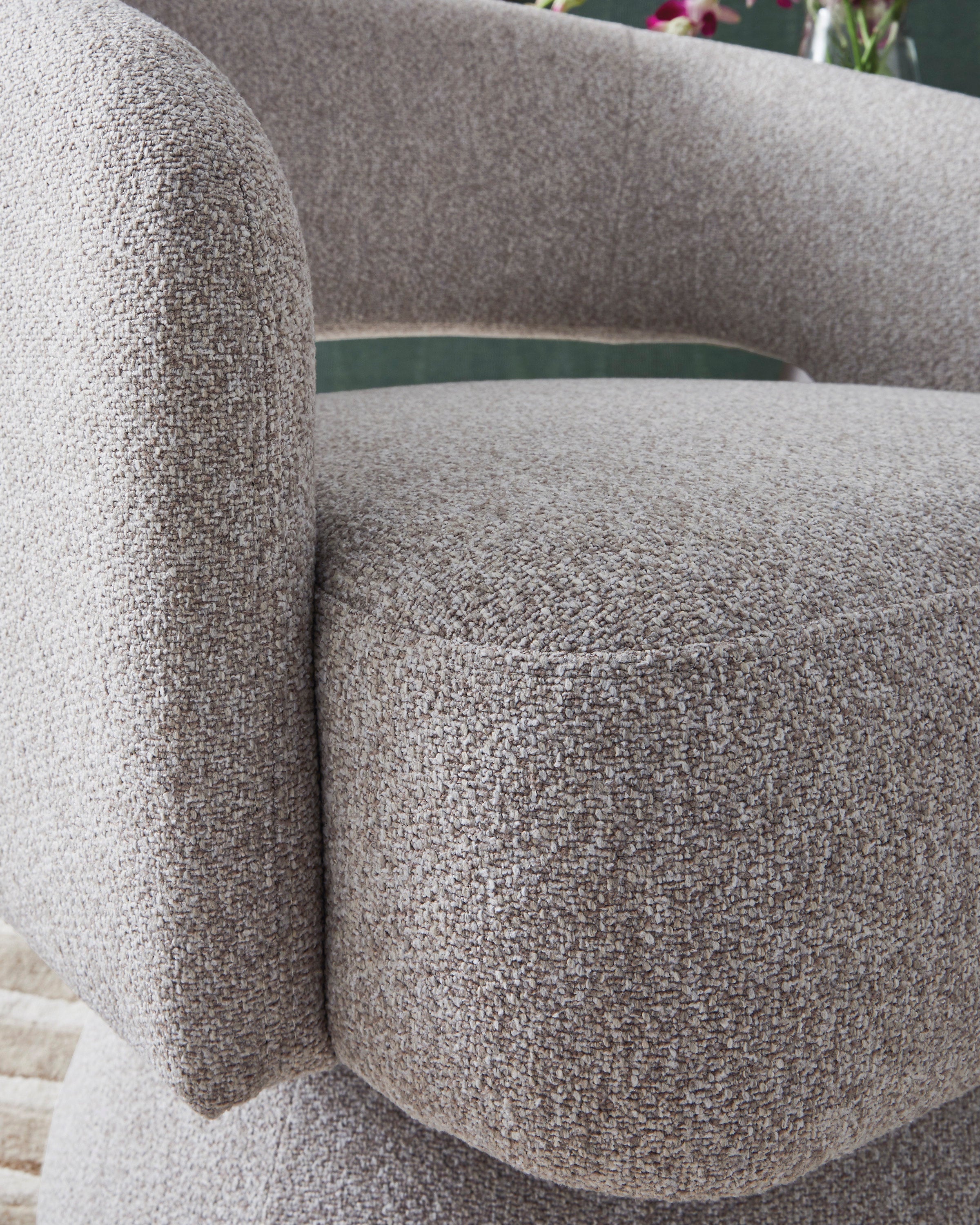 A3000757 - Swivel Accent Chair **NEW ARRIVAL**